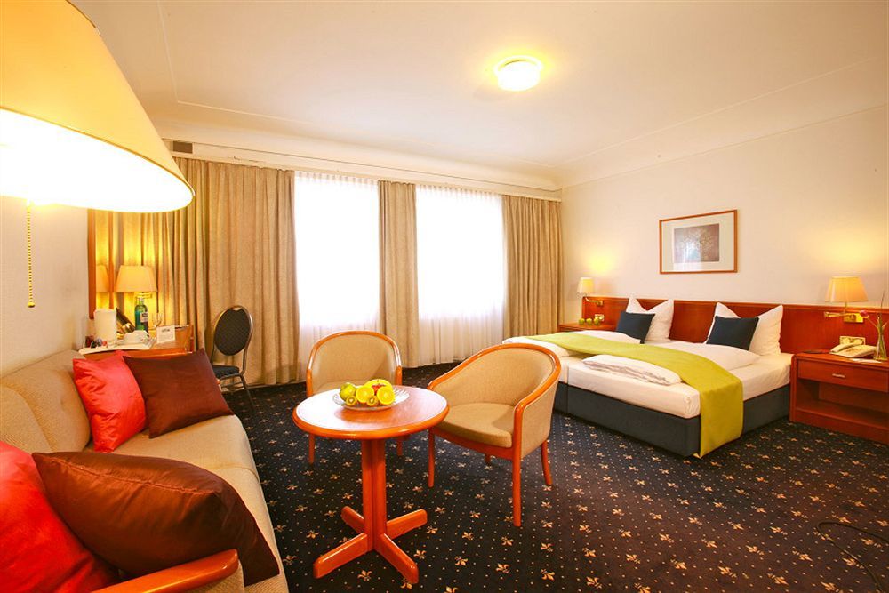 Hotel Excelsior - Central Station Frankfurt am Main Eksteriør bilde