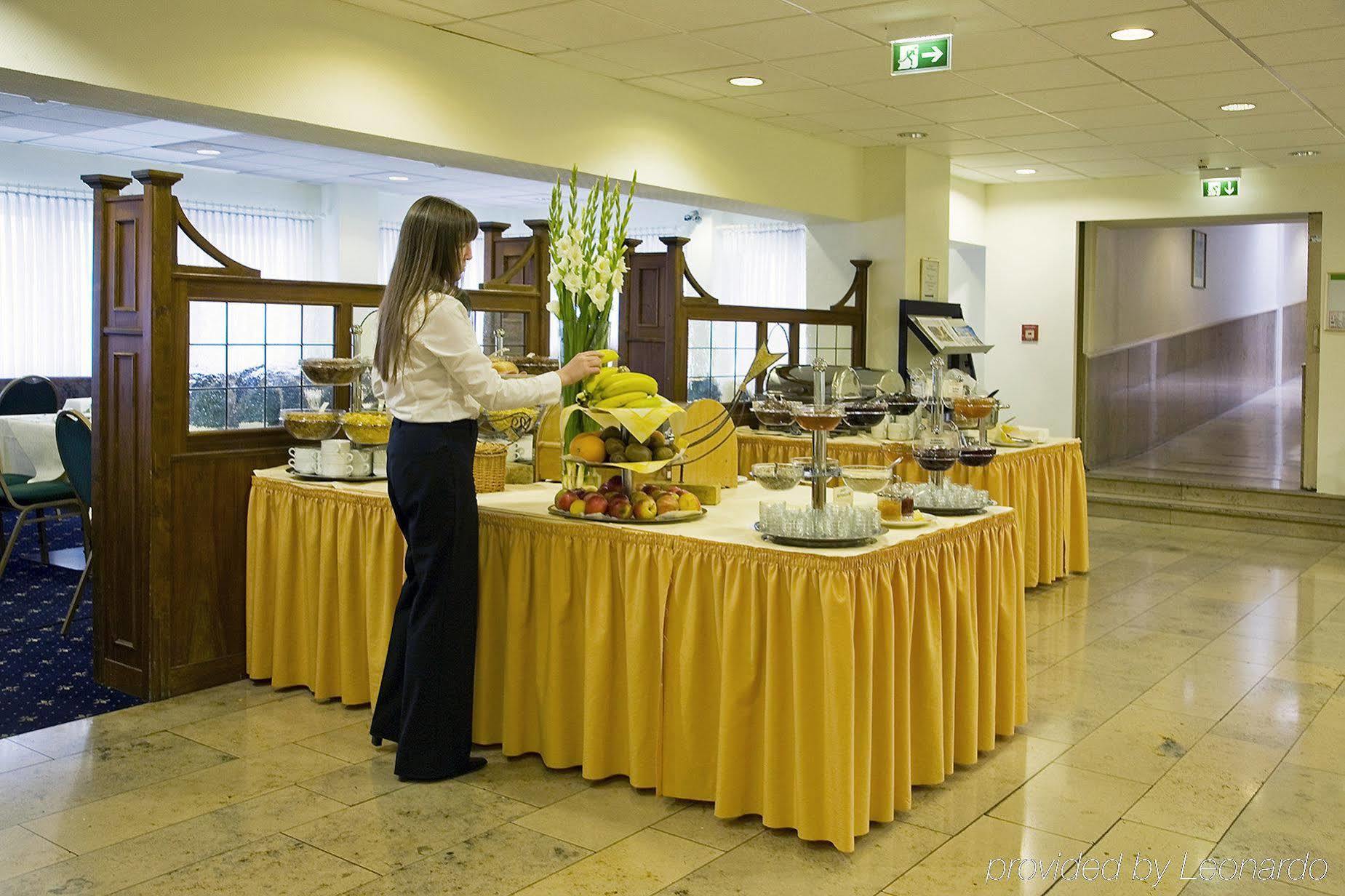Hotel Excelsior - Central Station Frankfurt am Main Restaurant bilde