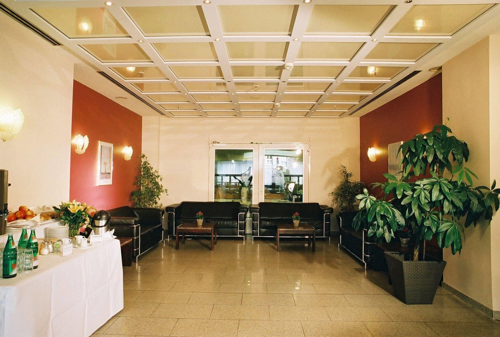 Hotel Excelsior - Central Station Frankfurt am Main Eksteriør bilde